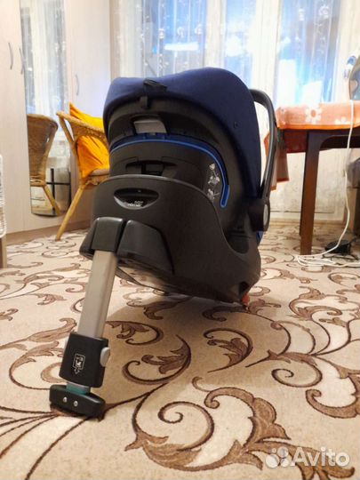 Автолюлька Britax Roemer Baby-Safe + база isofix