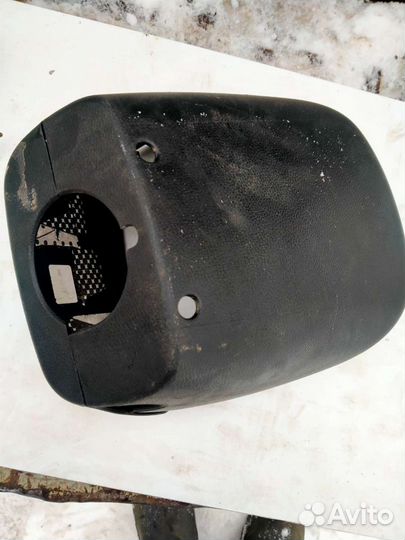 Подрулевой кожух Рено Логан 1. 2008 г