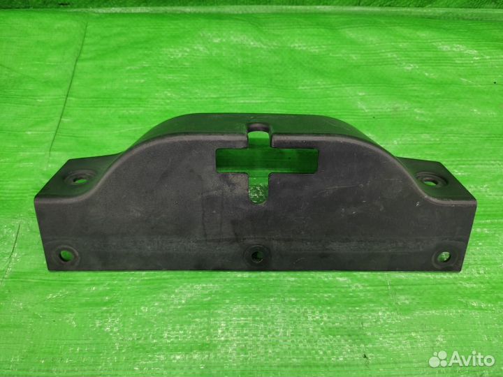 Кожух замка капота Hyundai Tucson