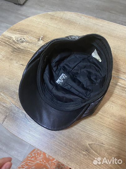 Мужская кожаная кепка