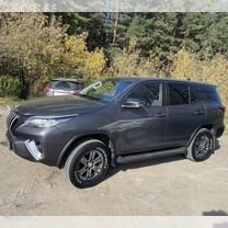 Toyota Fortuner 2.7 MT, 2018, 110 000 км, с пробегом, цена 3 100 000 руб.