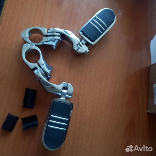 Подножки, подставки для ног для мотоцикла 32мм