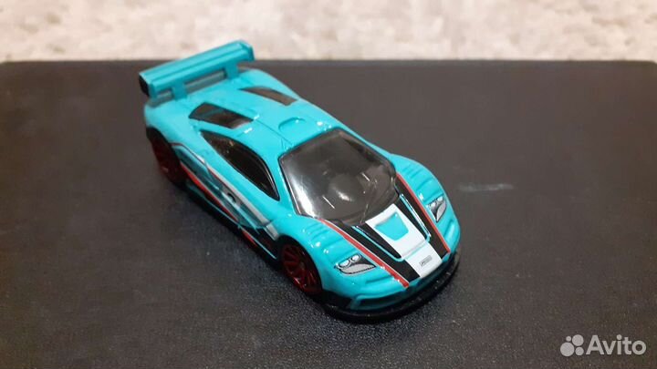 Машинки Hot Wheels мейн