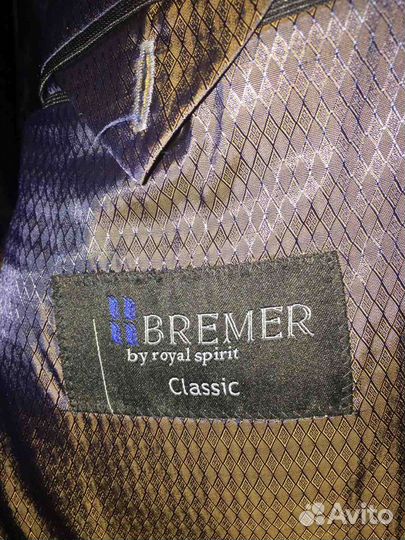 Продам костюм