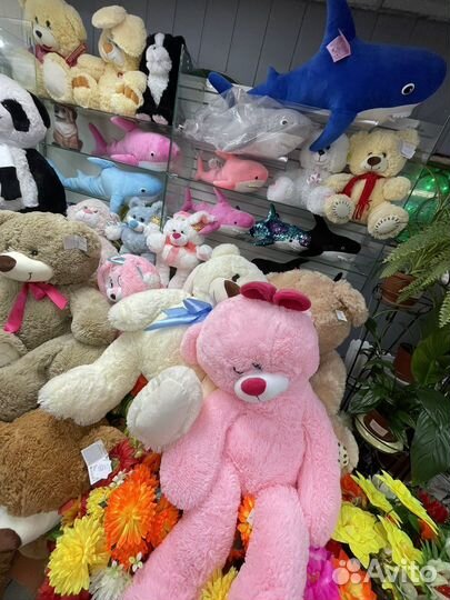 Плюшевый медведь, куклы