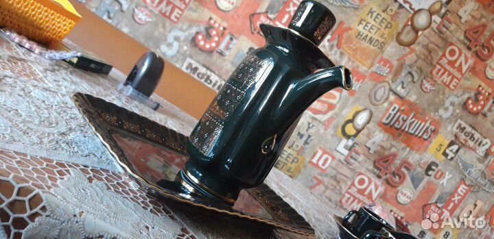 Фарфоровый новый сервиз