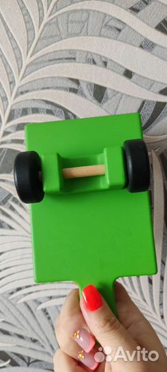 Деревянный прицеп Синий трактор