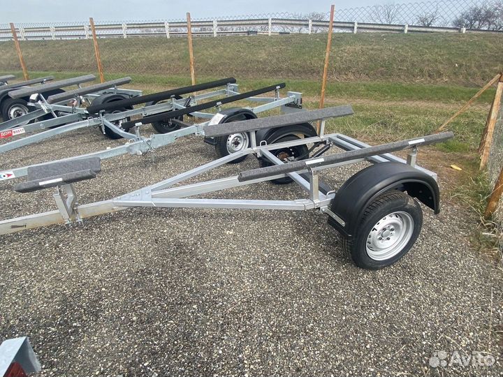 Легковой прицеп для лодки 4 - 4.6м