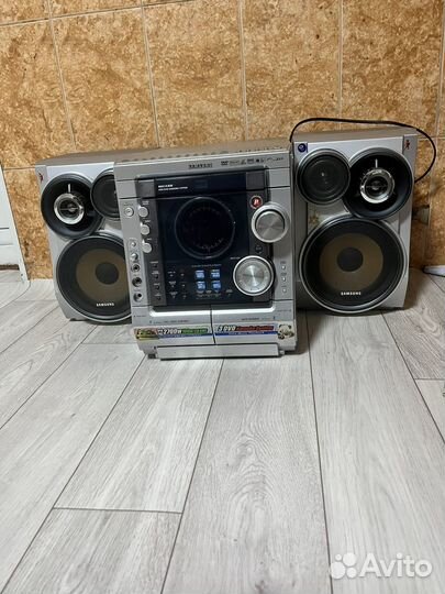 Музыкальный центр samsung