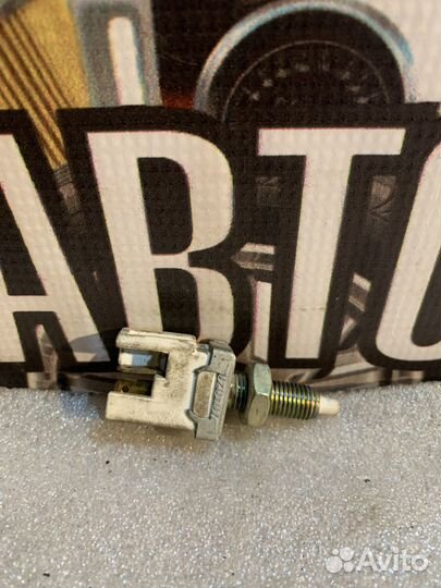 Kia rio 1 датчик стоп