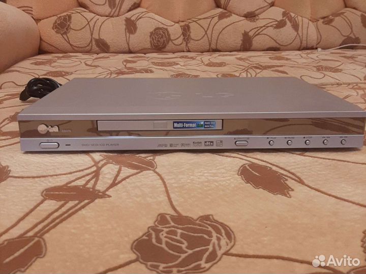 DVD плеер LG DS375. Включали несколько раз