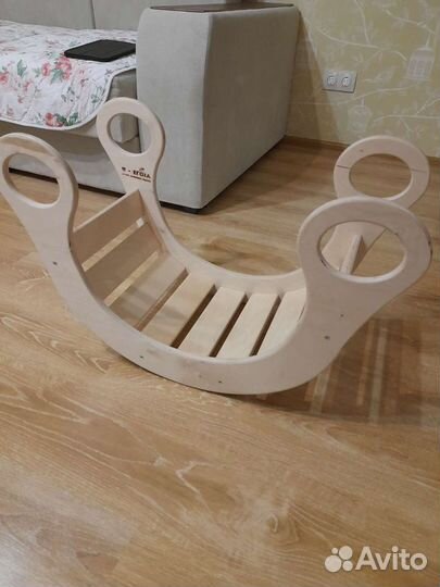 Детская качалка радуга