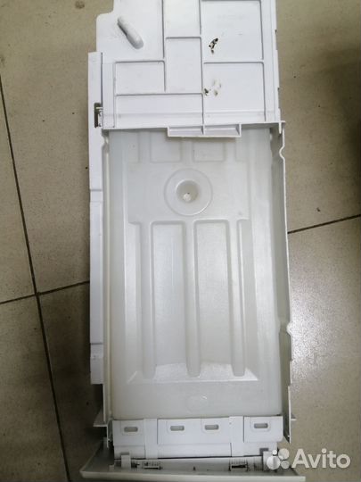 Резервуар для конденсата 90007481/28 сушки Bosch