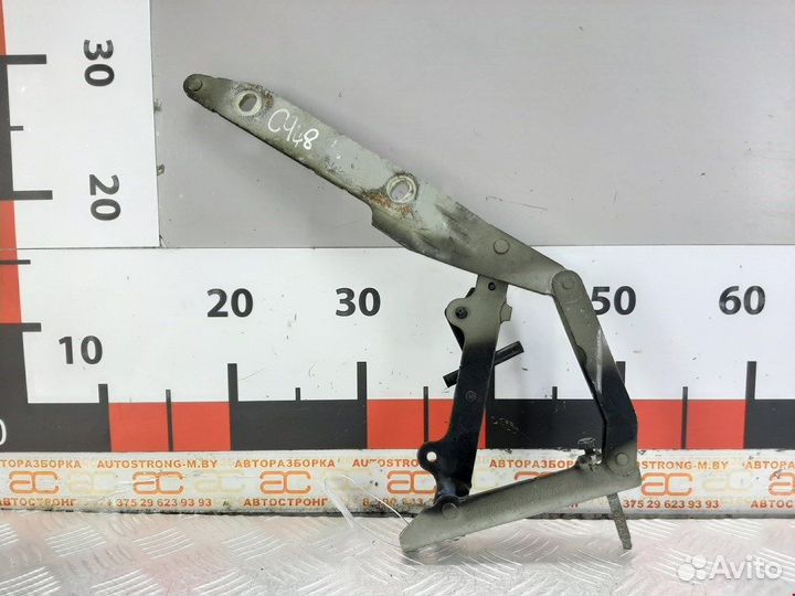 Петля капота левая для Land Rover Discovery 3