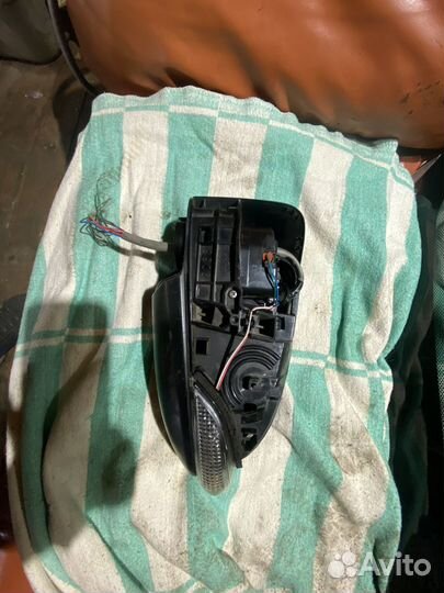 Левое зеркало toyota camry