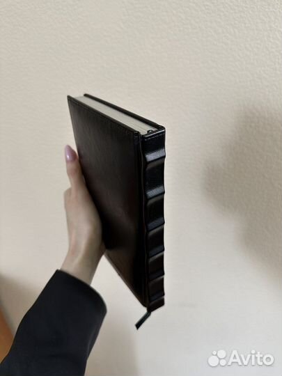 Новый недатированный ежедневник Brauberg А5