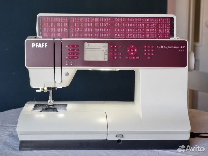 Швейная машина Pfaff quilt expression 4.2
