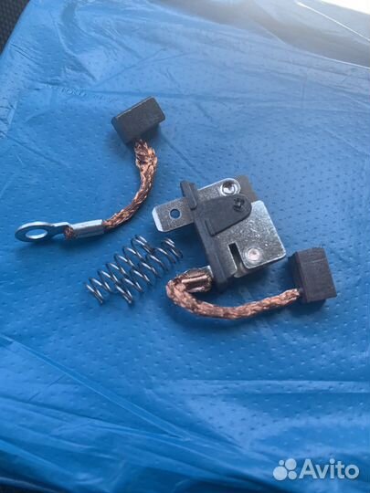 Щетки мотора гидроподъема Yamaha, Suzuki, Honda