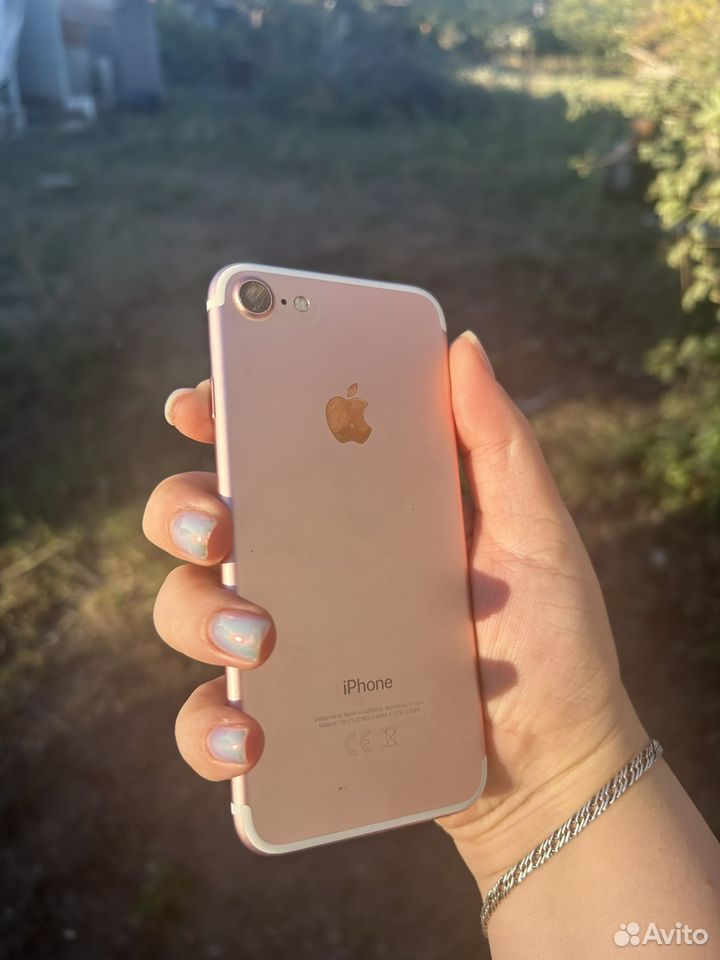 iPhone 7, 32 ГБ