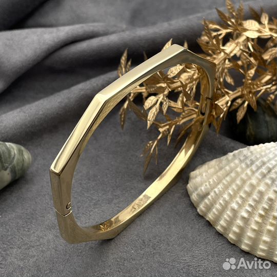 Золотой дутый фигурный жесткий браслет 585