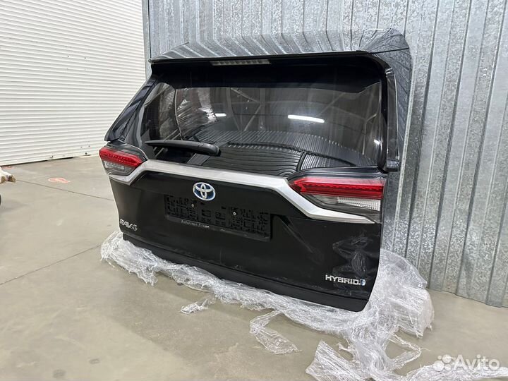 Крышка багажника Toyota Rav 4 2018-2024