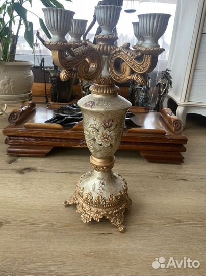 Подсвечник классика