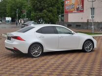 Lexus IS 2.0 AT, 2017, 33 000 км, с пробегом, цена 2 800 000 руб.