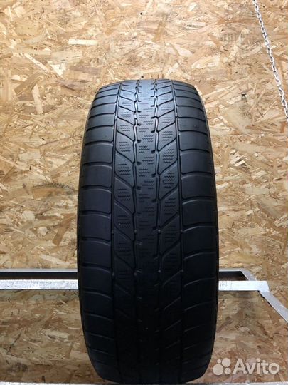 Bridgestone Blizzak LM-25 205/60 R16