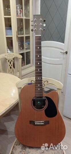 Электроакустическая гитара