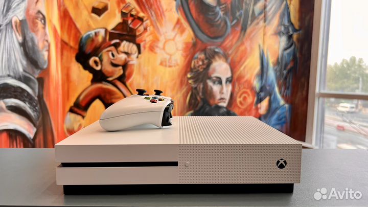 Xbox One s 500 gb + GamePass