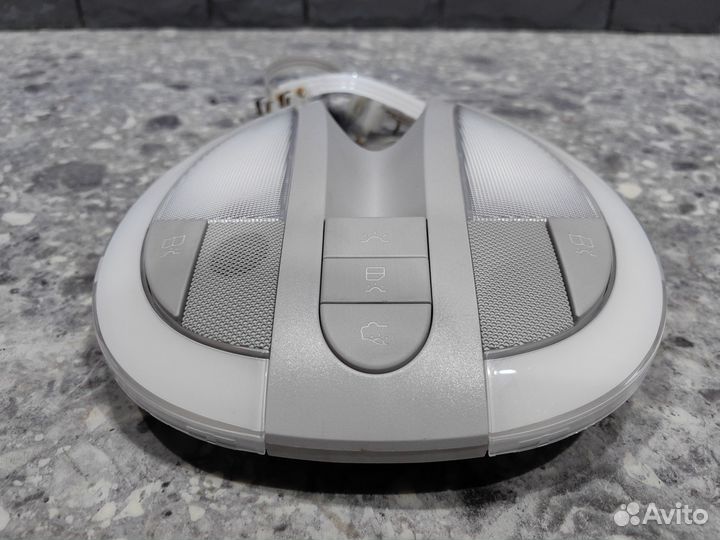 Плафон салона W211