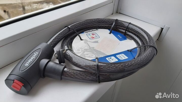 Велосипедный замок с ключами Cyclotech новый