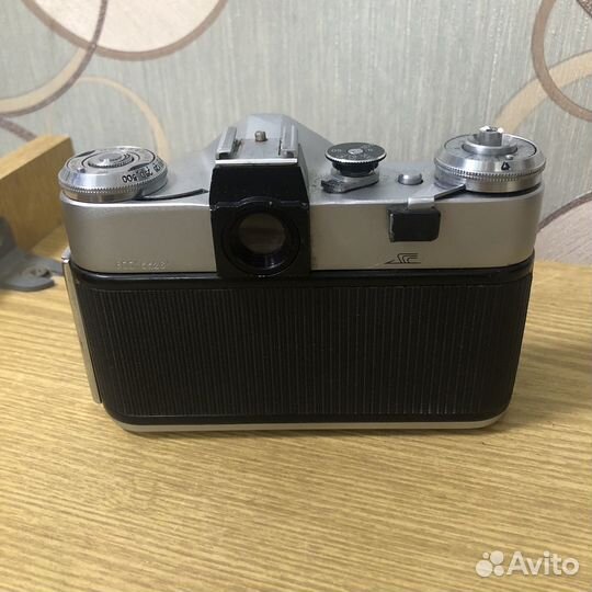 Фотоаппарат Зенит е