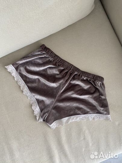 Шортики вельветовые новые