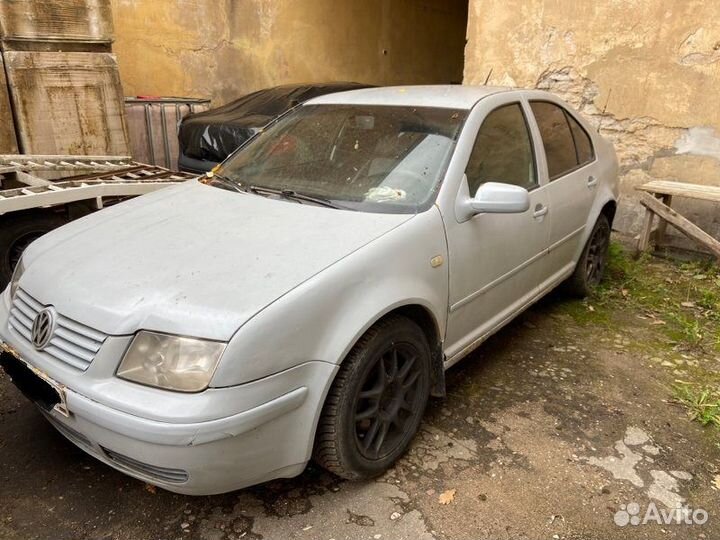 Кузов Volkswagen Bora 1997-2005 седан 1.6 AEH 1999