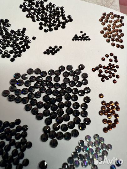 Стразы Swarovski декор для ногтей