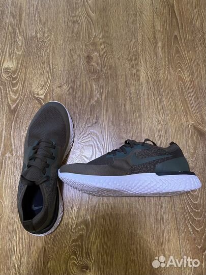 Кроссовки nike