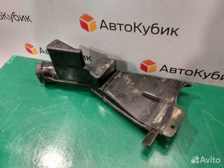 Воздухозаборник Mitsubishi Lancer 9 седан 4G18