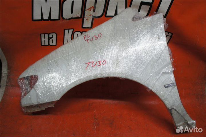 Крыло переднее левое Nissan Presage TU30 1999