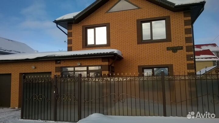 Строители