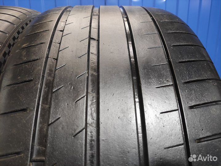 Michelin Pilot Sport 4 S 285/35 R22