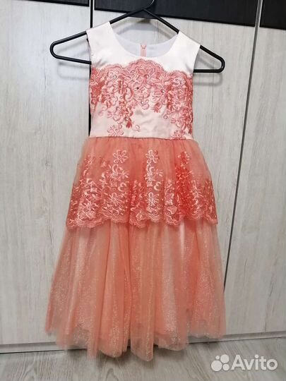 Нарядное платье