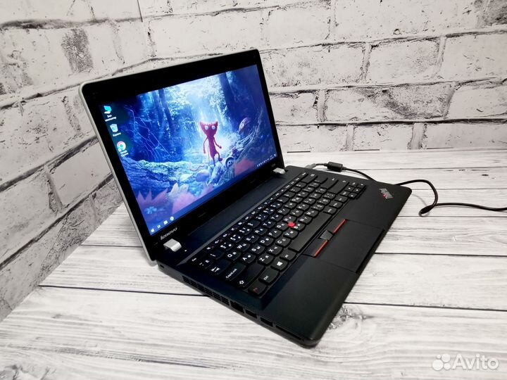 Игровой ноутбук Lenovo Core i3/8gb озу/SSD