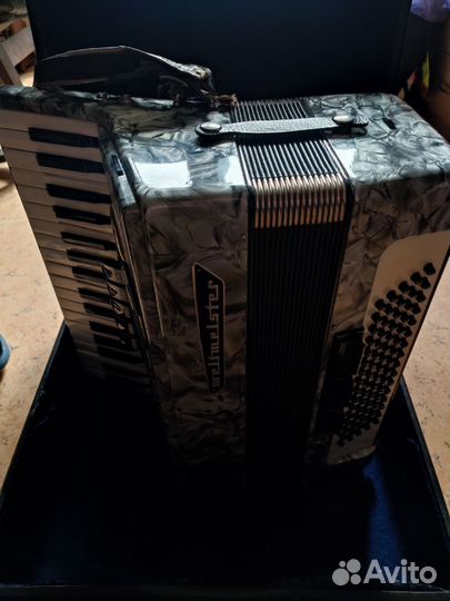 Аккордеон weltmeister stella