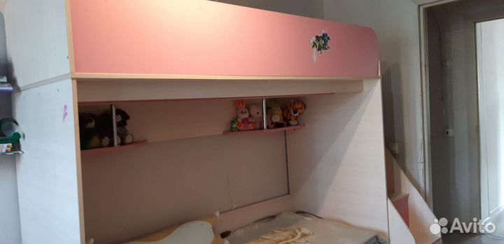 Детская кровать двухъярусная