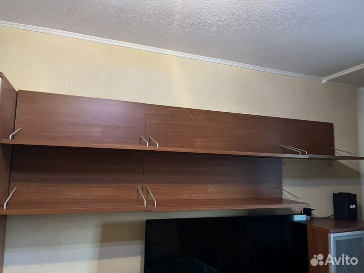 Полка настенная