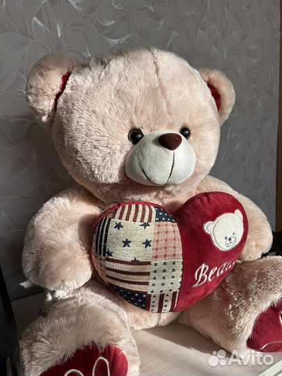 Плюшевый медведь