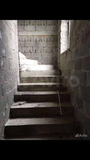 Таунхаус 565 м² на участке 6 сот.