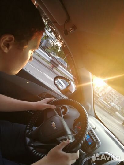 Инструктор по вождению