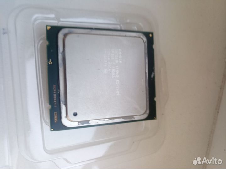 Процессор lga 2011 E5 2689v1